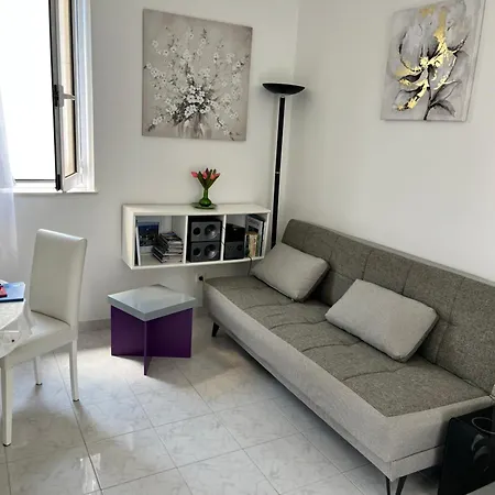 Concordia Apartment *