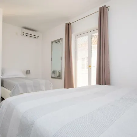 Concordia Apartment *