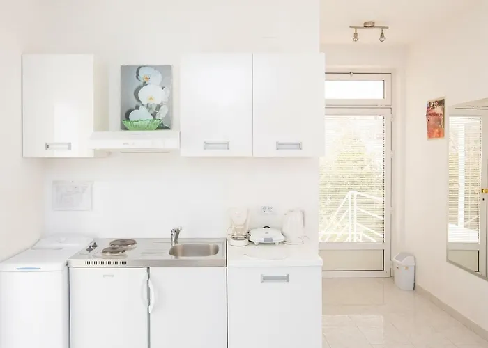 Concordia Apartment *